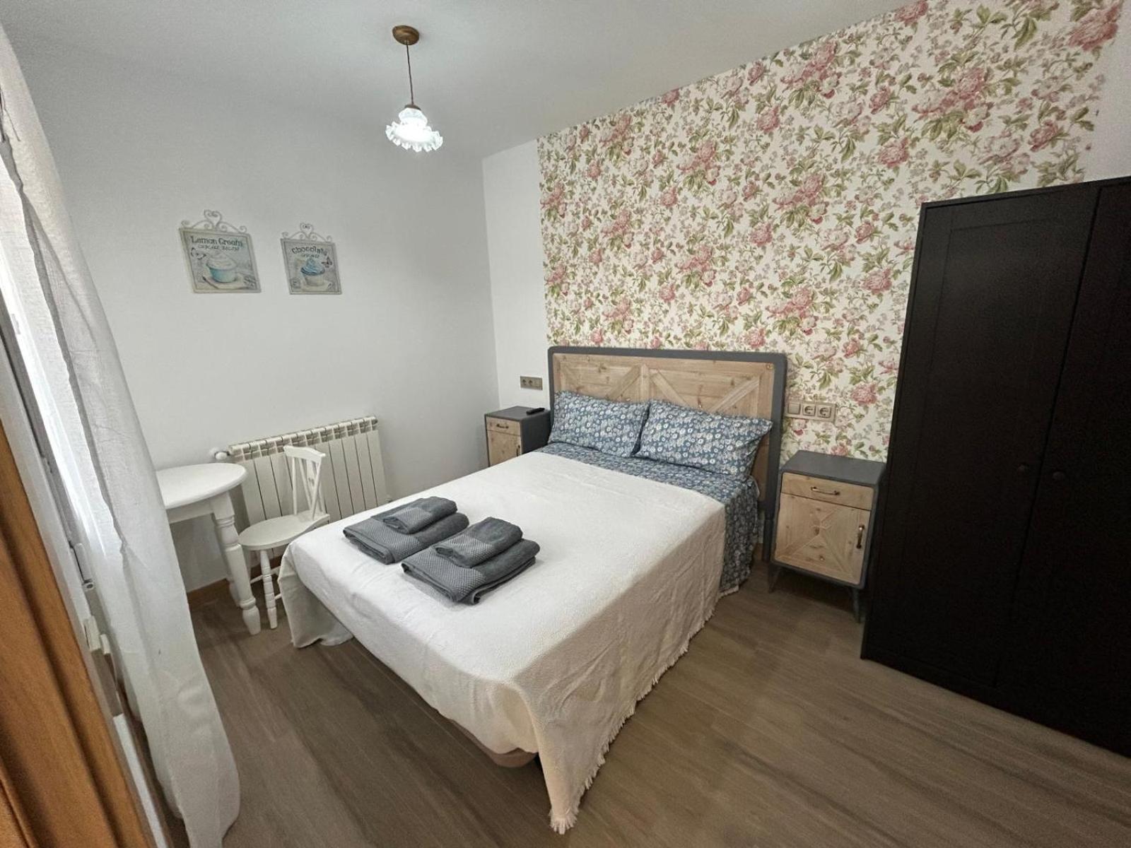 Apartamentos Torres Del Milladoiro Amés Exterior foto